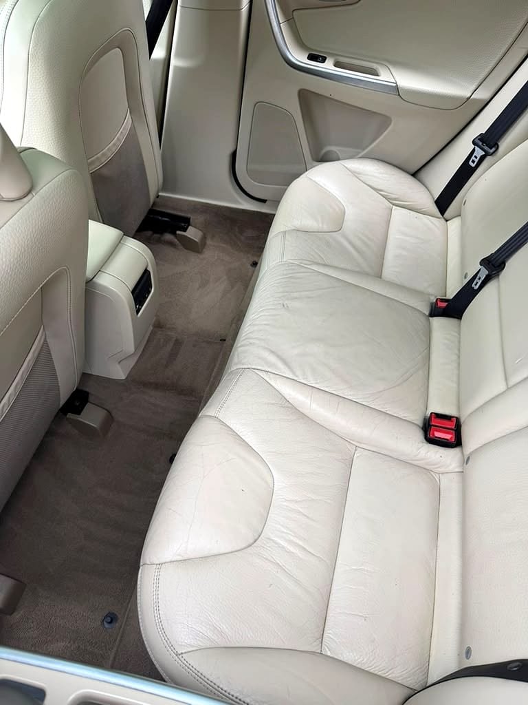Back seat after the detail, clean leather and carpet